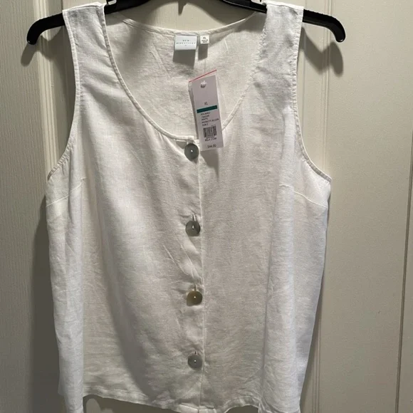 Top - Picture 1 of 3